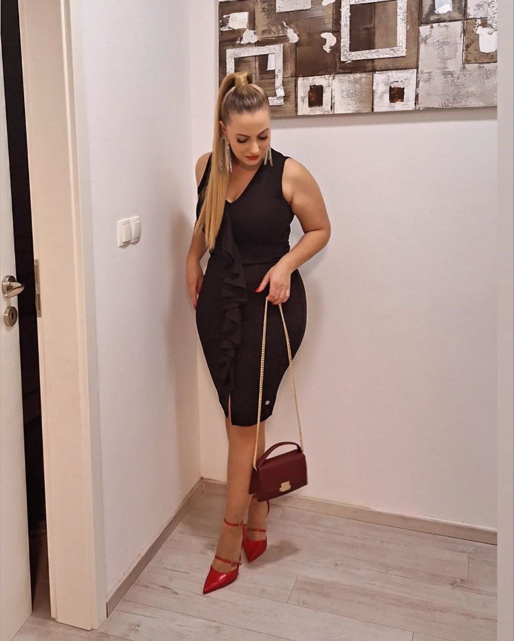 Croatian milf Marija! Anyone knows her? Comment! #dUpBgdpy